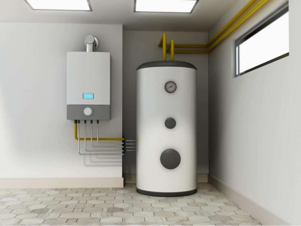 Water Heater with Insulate Tank and Pipes